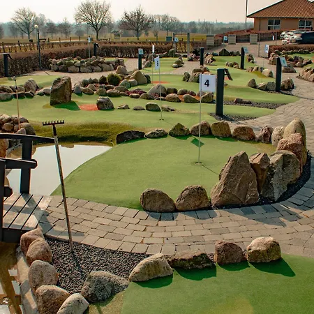 Møn Golf - Præstekilde 3* Keldbylille