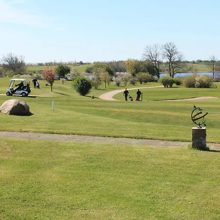Mon Golf - Praestekilde 3*